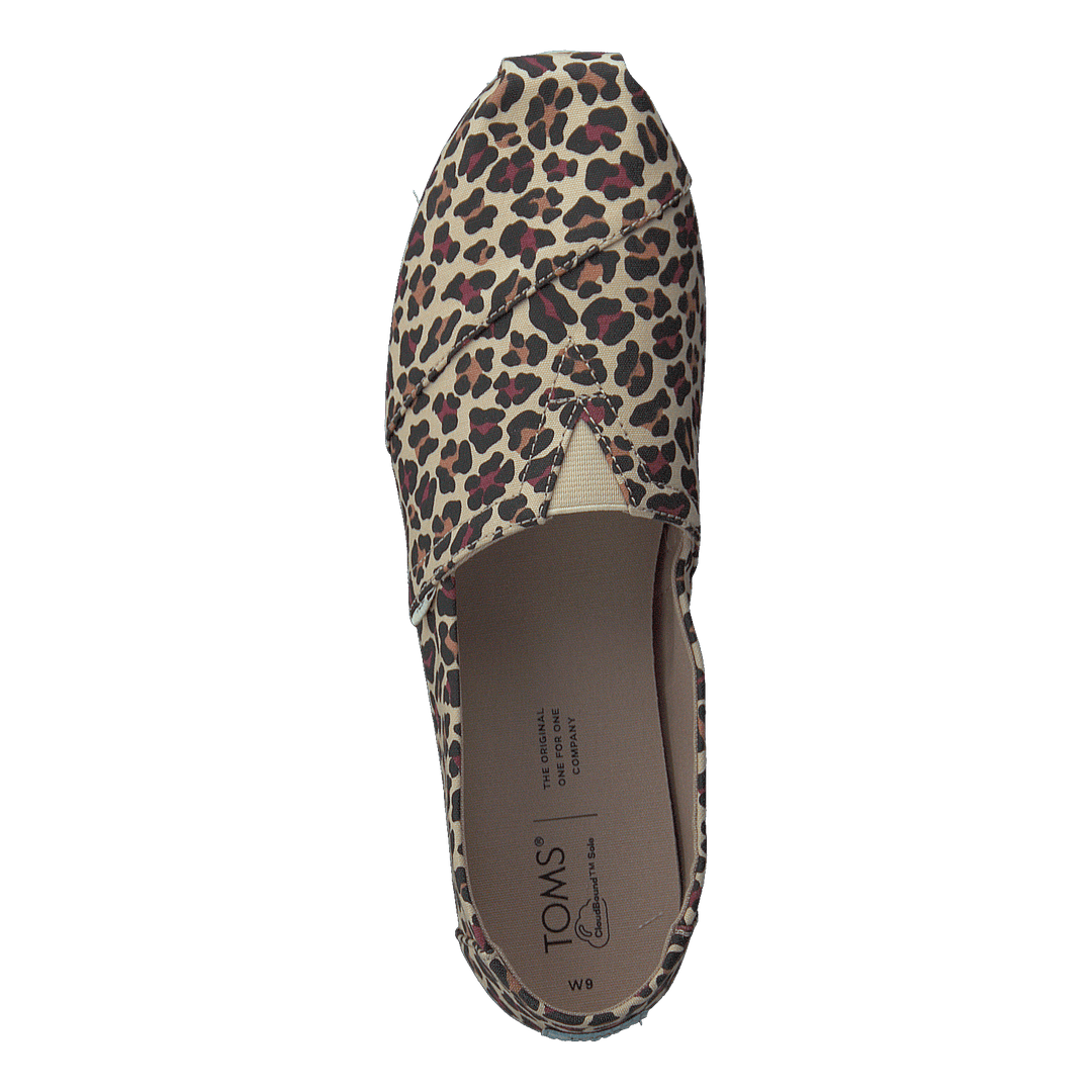 Classic Leopard Print Beige