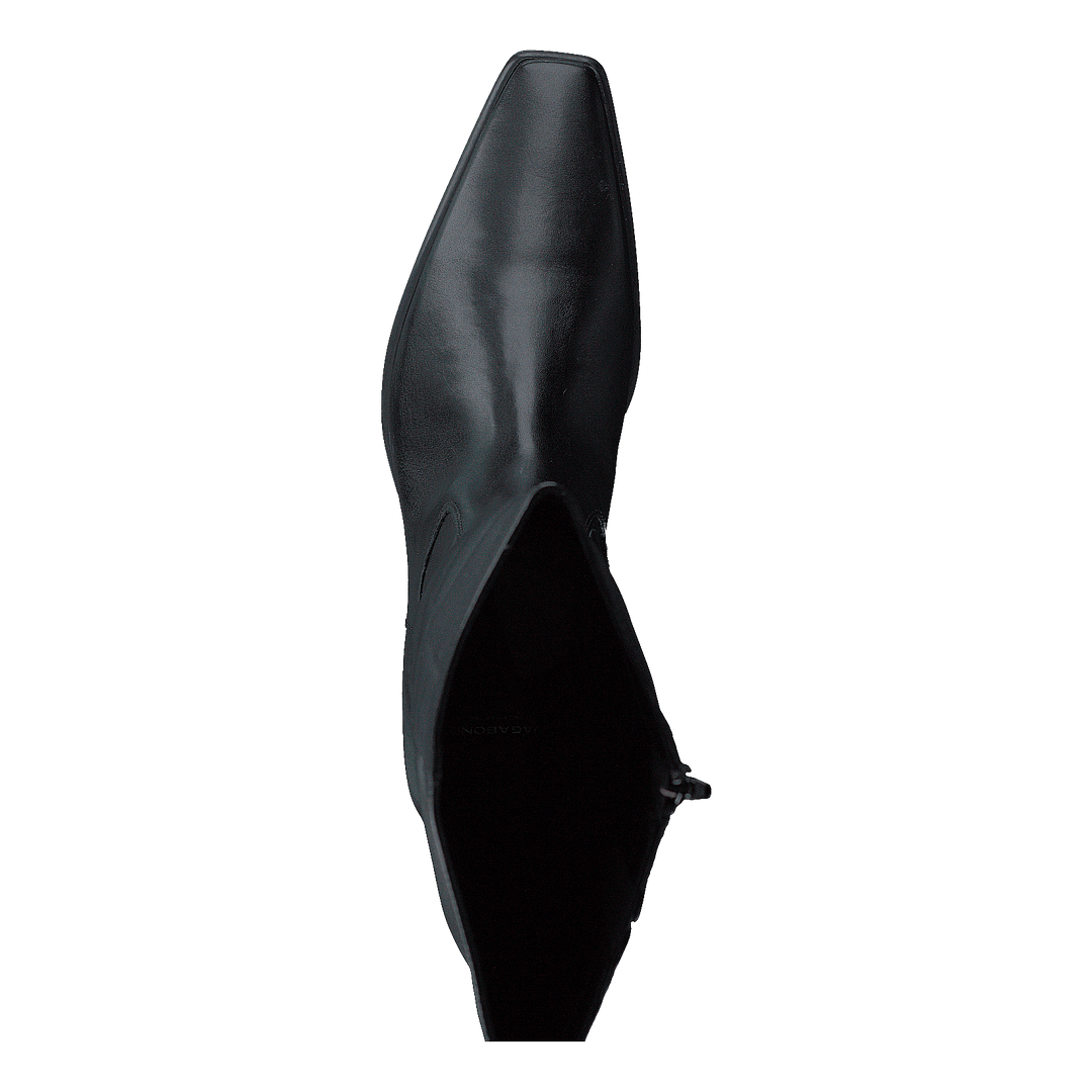 Nella Black