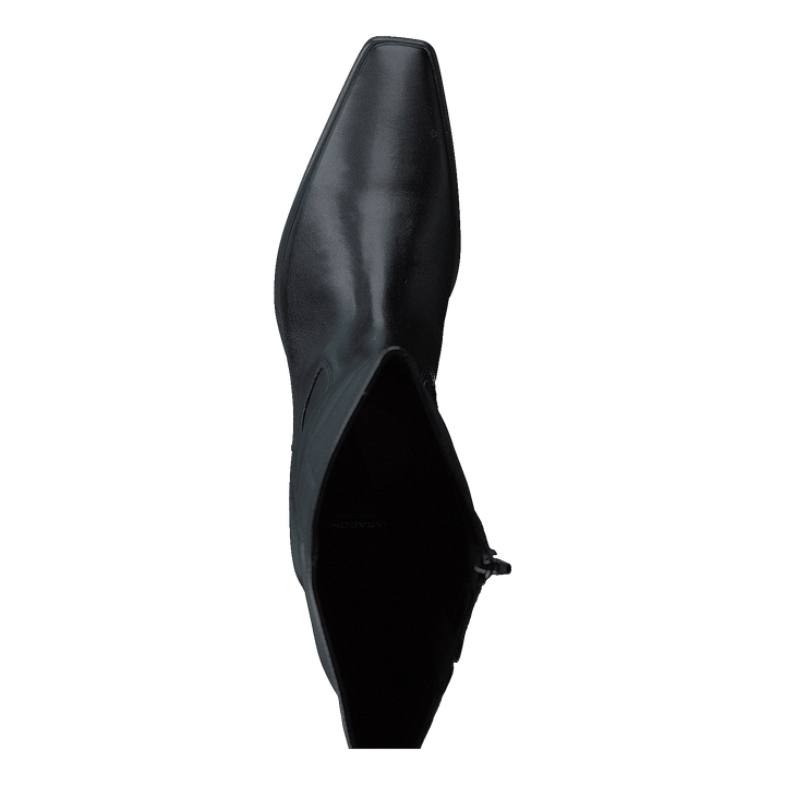 Nella Black