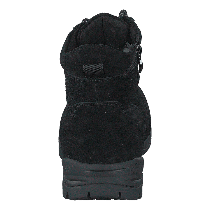 Henni Dubbar Stud 6 Black
