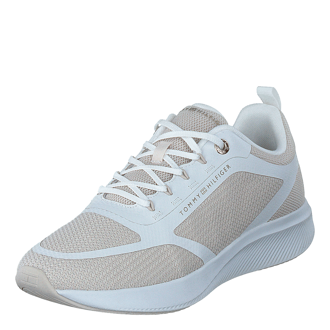 Active Mesh Trainer White