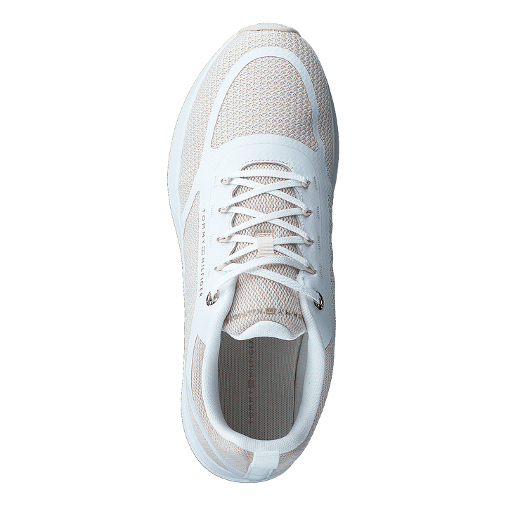 Active Mesh Trainer White