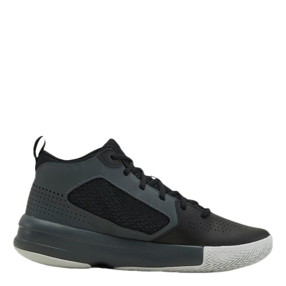 Lockdown 5 Black