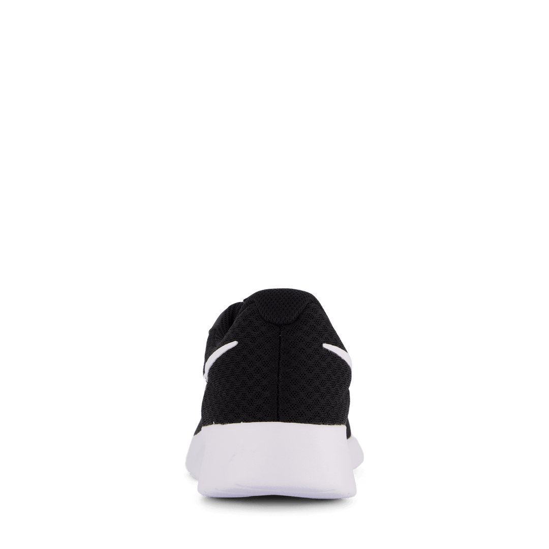 Black and white nike tanjun women's shop