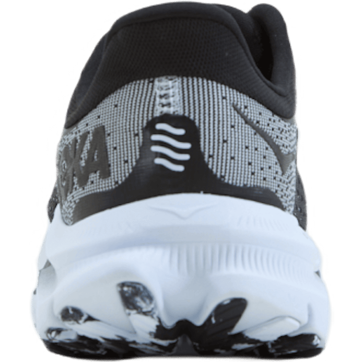 M Kawana Black / White