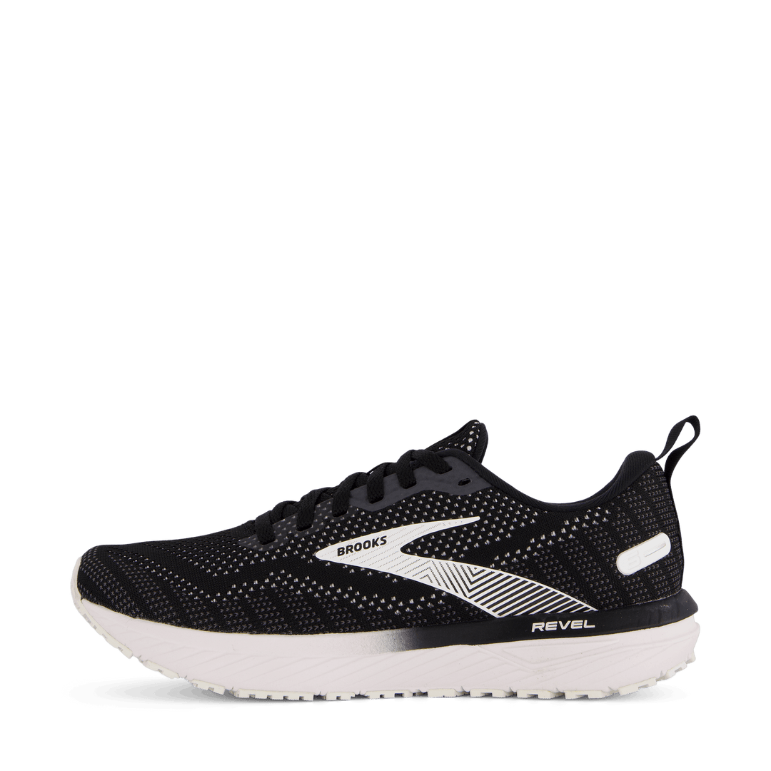 Brooks revel black and white sales