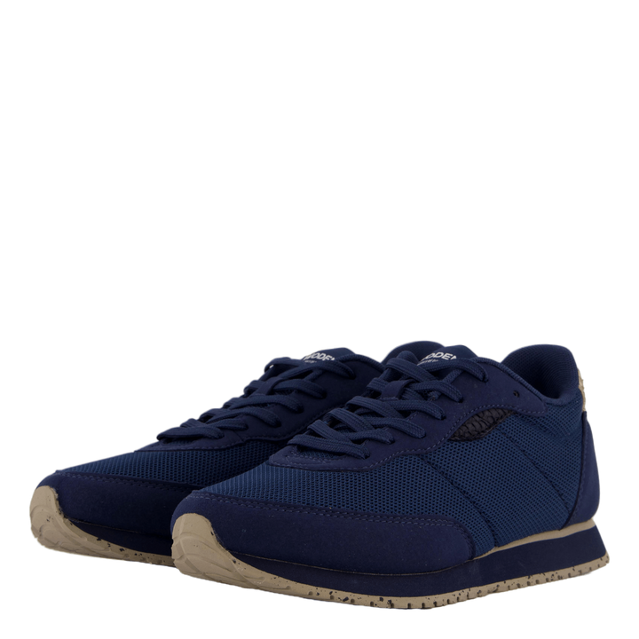 Signe Navy