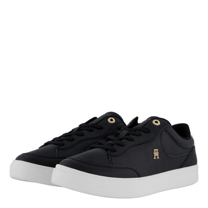 Essential Chic Court Sneaker Black