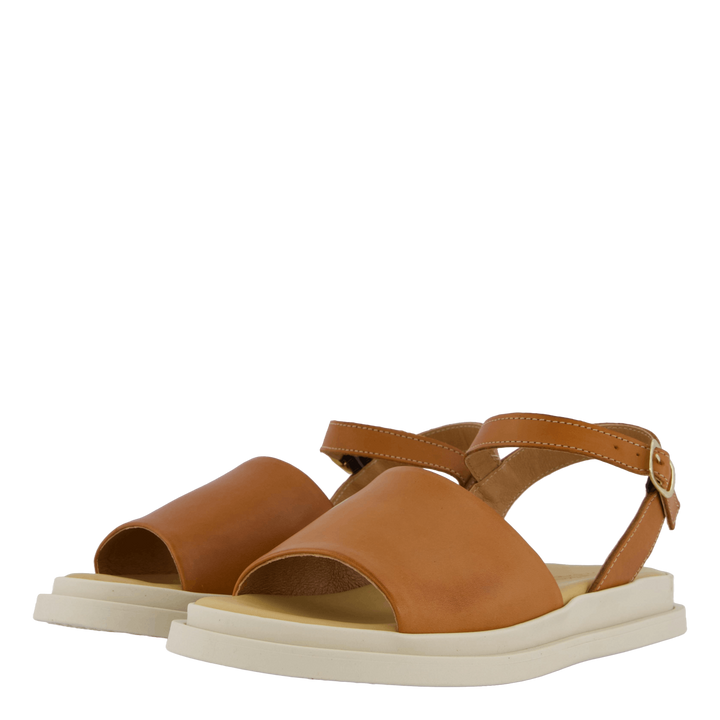 Alma Sandal