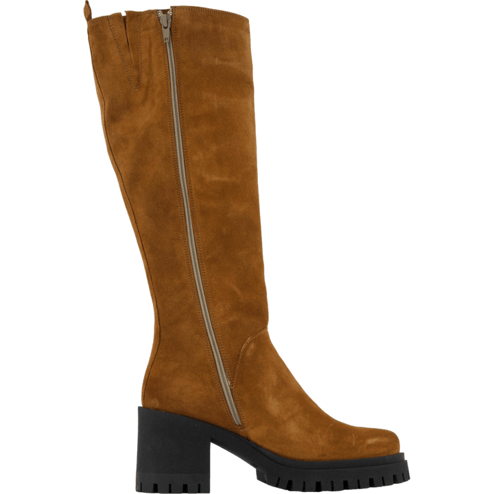 Ylva - Brown