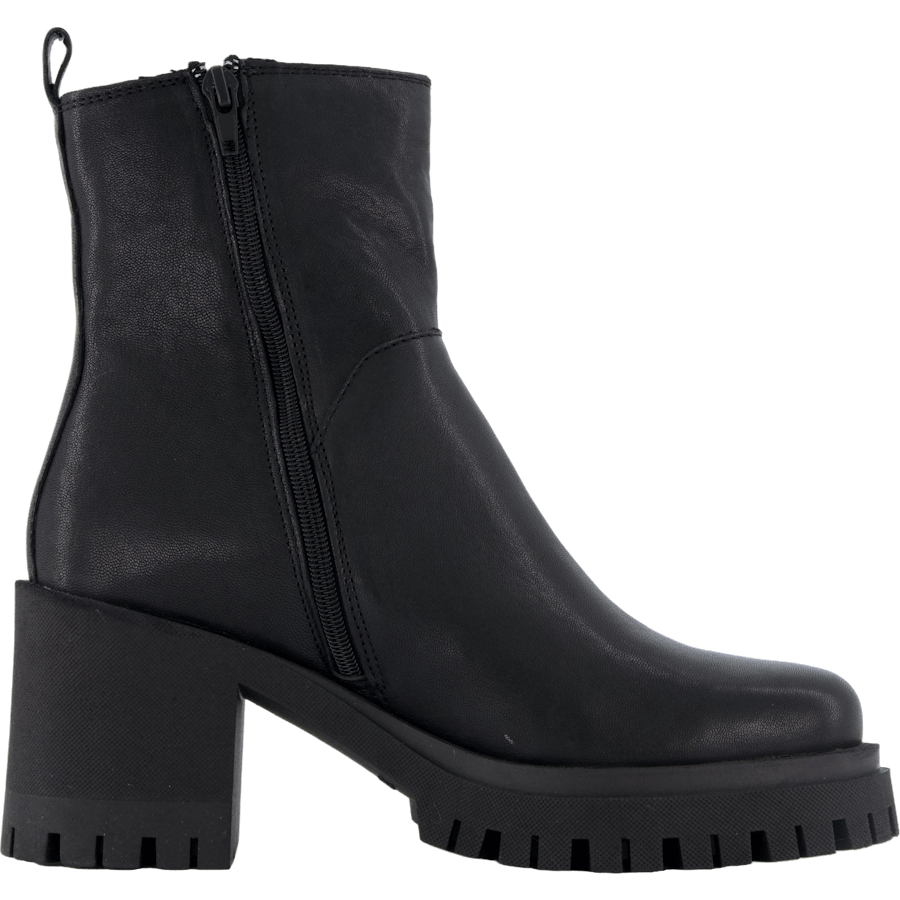 Ylva - Black