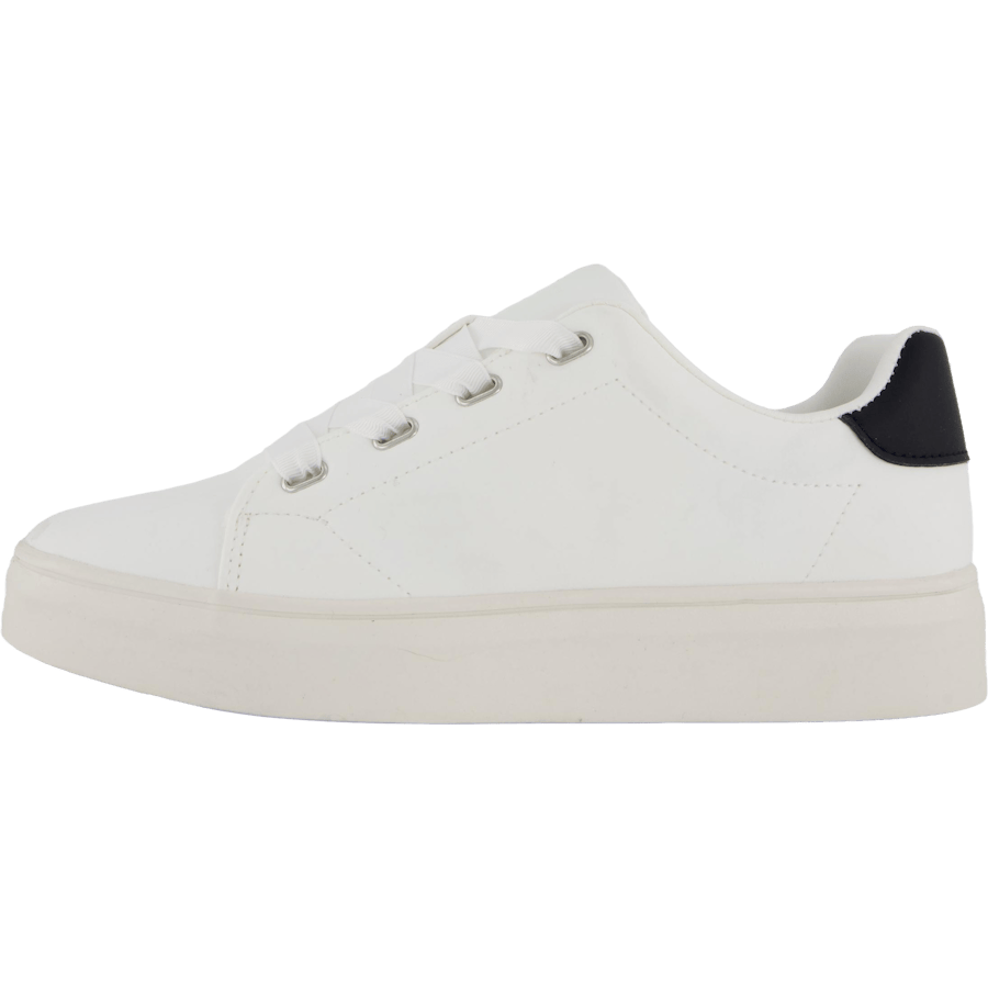 Cleo W Black