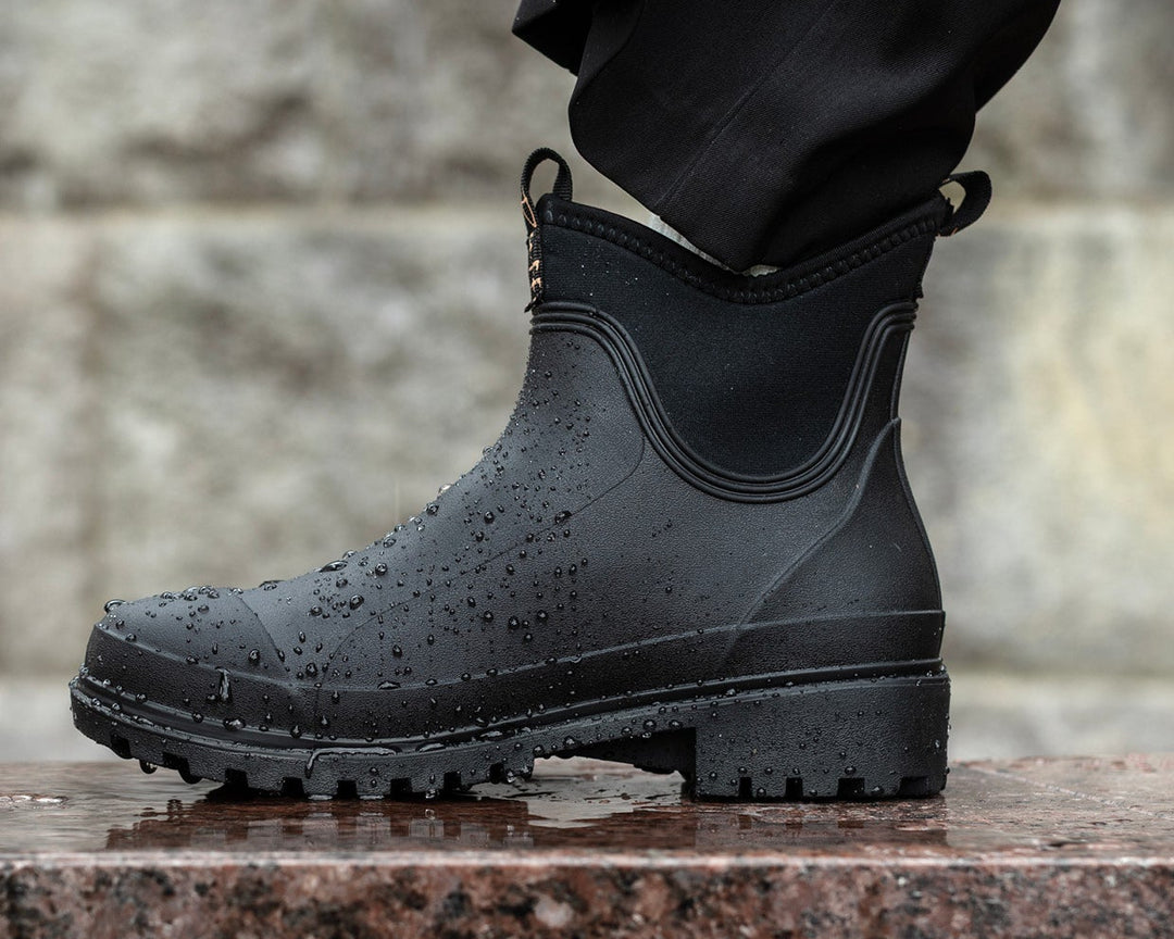 Comiso Uno Black