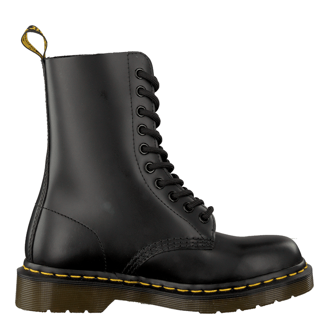 1490 Black Dr Martens Heppo