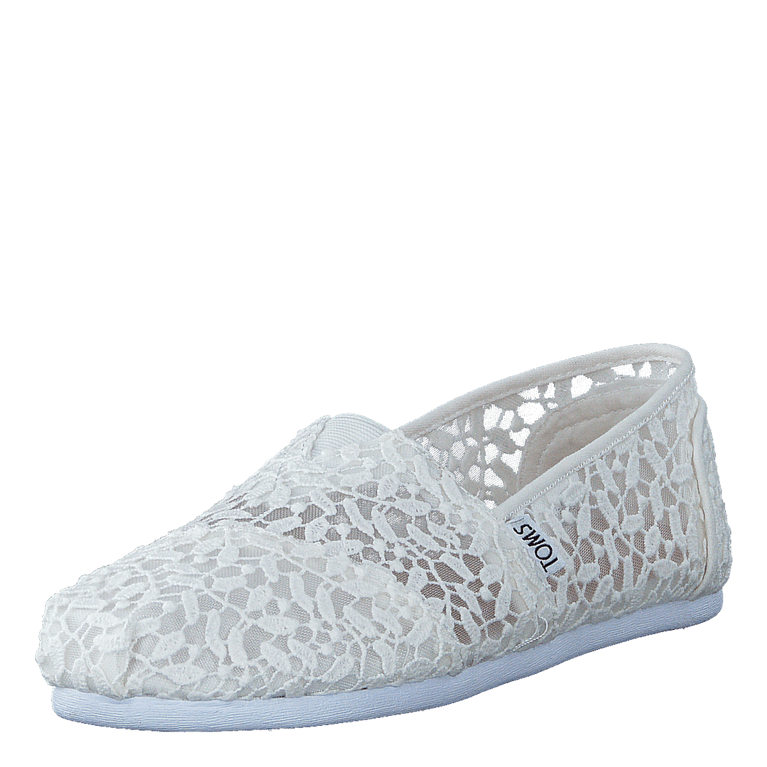 Seasonal Classics White Lace Leaves