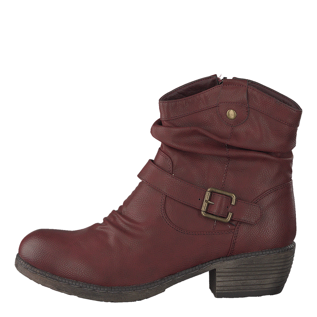 Scarpe primo piano on sale